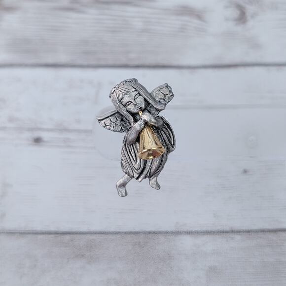 Vintage 1995 Silver/Gold Tone Pewter Angel Playing Horn Brooch / Pin - Signed DM - Picture 1 of 6